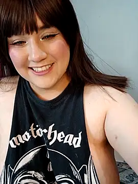 ItsNaiixa online show from 04-10-26, 01:44