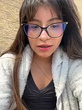 Lily candy X online show from 02-20-26, 07:47