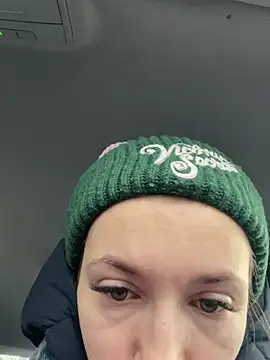 KateRedgar online show from 02-05-25, 01:44