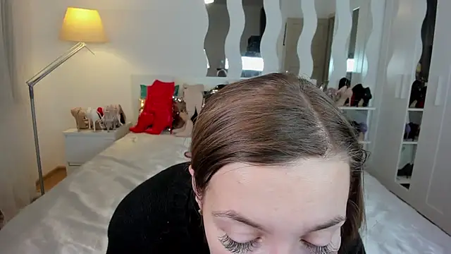 KateRedgar online show from 02-16-25, 01:49