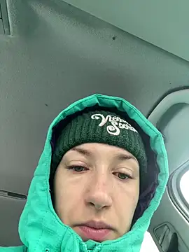 KateRedgar online show from 03-05-25, 08:21