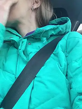 KateRedgar online show from 03-07-25, 01:40