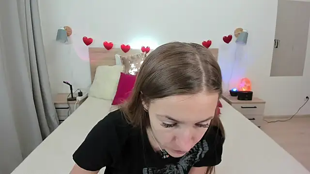 KateRedgar online show from 02-08-26, 01:47