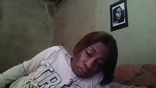 Moorella1 online show from 10-06-25, 05:38