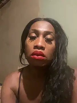 Snapshot of Moorella1 chatting on 05-19-26, 05:14 Moorella1 online show from 05-19-26, 05:14