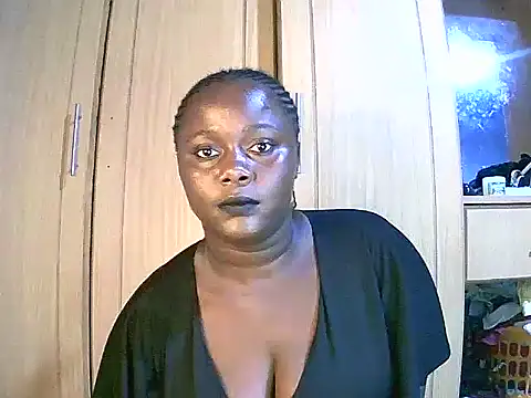 BootyMama22 online show from 12-28-24, 05:46