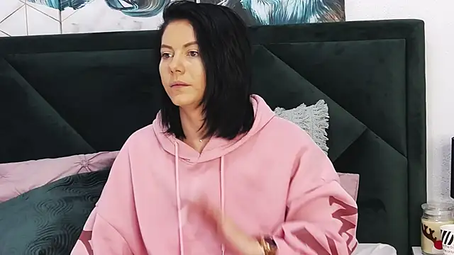 Snapshot of tanyagrey chatting on 01-09-25, 07:31 tanyagrey online show from 01-09-25, 07:31