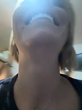 Snapshot of tanyagrey chatting on 10-17-25, 06:49 tanyagrey online show from 10-17-25, 06:49