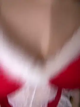 Snapshot of your_toxic_cum chatting on 12-23-25, 12:19 your toxic cum online show from 12-23-25, 12:19