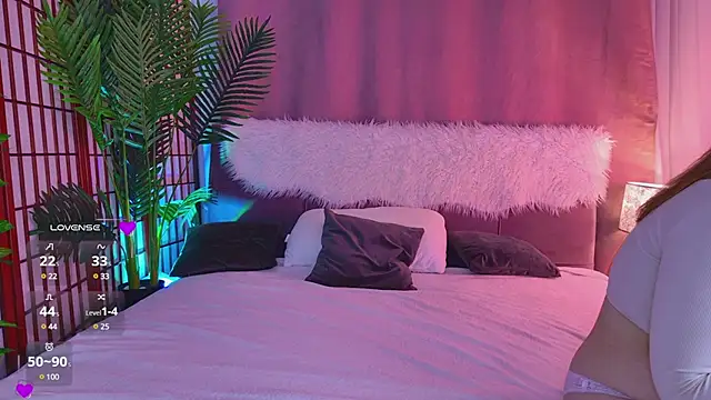 Mia  Peach online show from 01-15-25, 08:58