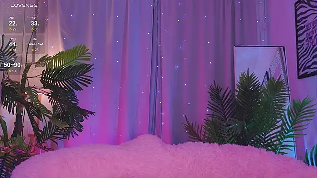 Mia  Peach online show from 03-10-25, 04:49