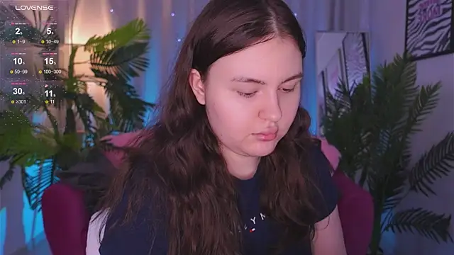 Mia  Peach online show from 03-13-25, 09:05