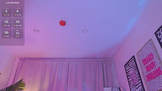 Mia  Peach online show from 03-23-25, 03:43