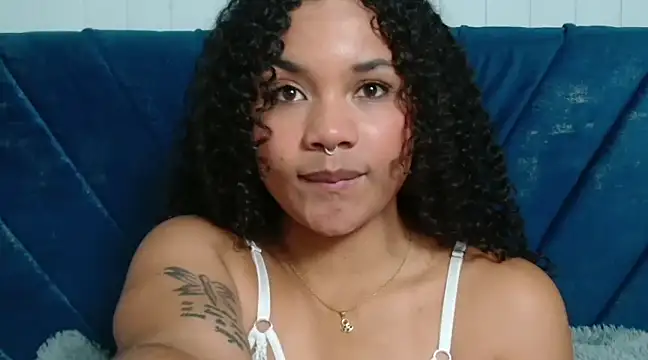 Snapshot of KittyBrookex chatting on 02-14-25, 04:31 KittyBrookex online show from 02-14-25, 04:31