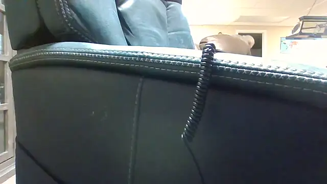 Snapshot of bootlegmanz chatting on 04-21-26, 01:42 bootlegmanz online show from 04-21-26, 01:42