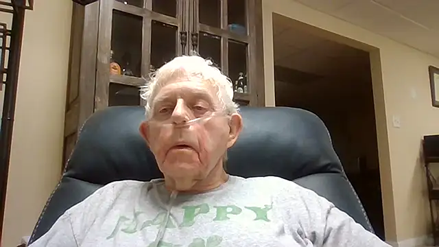 Snapshot of bootlegmanz chatting on 06-30-26, 12:11 bootlegmanz online show from 06-30-26, 12:11