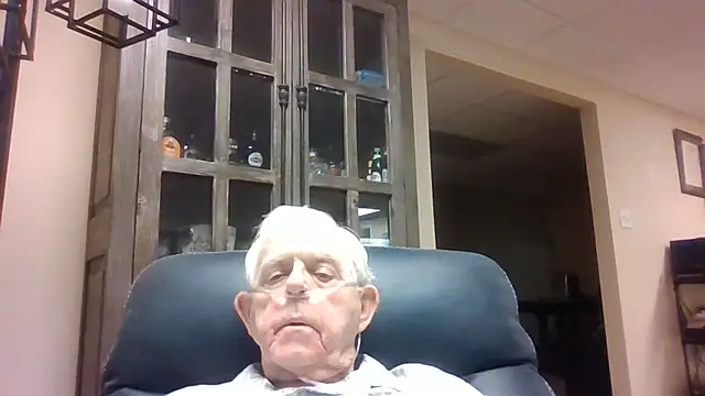 Snapshot of bootlegmanz chatting on 06-30-26, 07:15 bootlegmanz online show from 06-30-26, 07:15