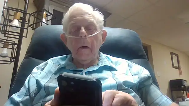 Snapshot of bootlegmanz chatting on 07-14-26, 03:51 bootlegmanz online show from 07-14-26, 03:51