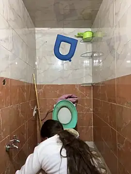 Marewa12 online show from 11-25-25, 08:20