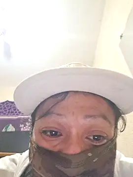 miicheele32 online show from 01-07-26, 12:24