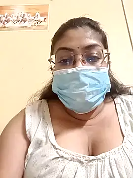 LAVERNIYA  online show from 12-29-24, 02:42