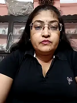 LAVERNIYA  online show from 12-31-24, 01:41