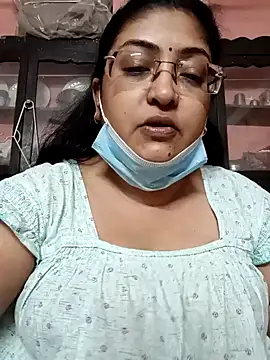 LAVERNIYA  online show from 01-11-25, 01:32