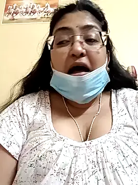 LAVERNIYA  online show from 02-01-25, 10:15