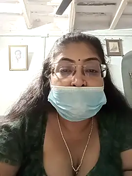 LAVERNIYA  online show from 02-04-25, 06:49