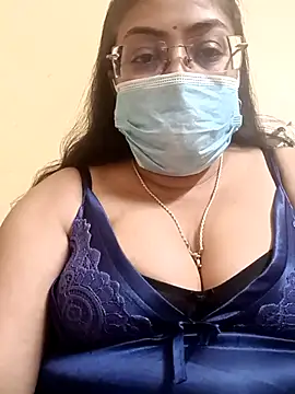 LAVERNIYA  online show from 03-06-25, 07:10