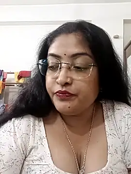 LAVERNIYA  online show from 09-23-25, 10:18