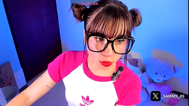 Snapshot of sammy__8 chatting on 03-18-25, 03:53 sammy 8 online show from 03-18-25, 03:53