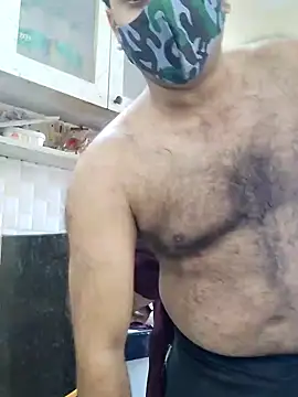 Snapshot of IND_COUPLE1 chatting on 12-15-24, 05:45 IND COUPLE1 online show from 12-15-24, 05:45