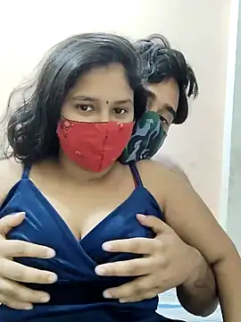 Snapshot of IND_COUPLE1 chatting on 12-17-24, 12:22 IND COUPLE1 online show from 12-17-24, 12:22