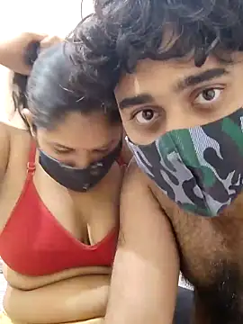 Snapshot of IND_COUPLE1 chatting on 01-03-25, 11:14 IND COUPLE1 online show from 01-03-25, 11:14