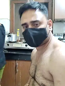 Snapshot of IND_COUPLE1 chatting on 02-22-25, 03:14 IND COUPLE1 online show from 02-22-25, 03:14