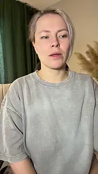 Charming Daphny online show from 04-12-26, 06:29