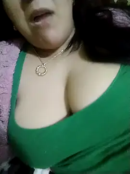 Snapshot of DALO3A85 chatting on 02-18-25, 08:47 DALO3A85 online show from 02-18-25, 08:47