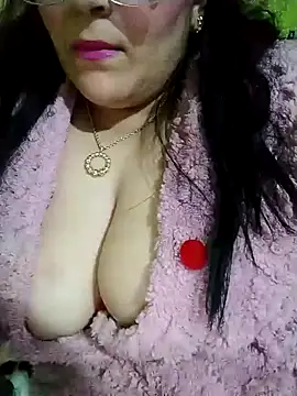 Snapshot of DALO3A85 chatting on 02-22-25, 05:46 DALO3A85 online show from 02-22-25, 05:46