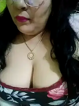 Snapshot of DALO3A85 chatting on 02-27-25, 10:26 DALO3A85 online show from 02-27-25, 10:26