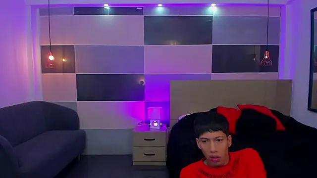 Snapshot of Juan_Nd_Steven chatting on 01-26-25, 12:43 Juan Nd Steven online show from 01-26-25, 12:43