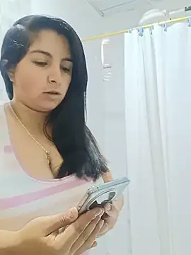  Angelinaandrade  online show from 07-10-26, 01:03