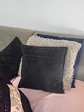 Nicky-Blue online show from 12-08-24, 01:14