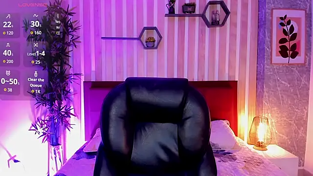 Snapshot of miah_connor chatting on 11-15-25, 07:43 miah connor online show from 11-15-25, 07:43