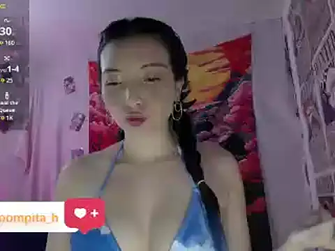 Snapshot of barbarablade chatting on 12-31-24, 12:43 barbarablade online show from 12-31-24, 12:43