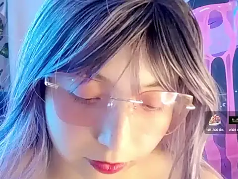 Snapshot of barbarablade chatting on 11-26-25, 05:41 barbarablade online show from 11-26-25, 05:41