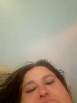 mcv131985 online show from 12-17-24, 04:23