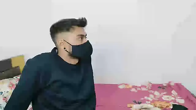 Snapshot of RupaliDixit chatting on 12-14-24, 05:25 RupaliDixit online show from 12-14-24, 05:25