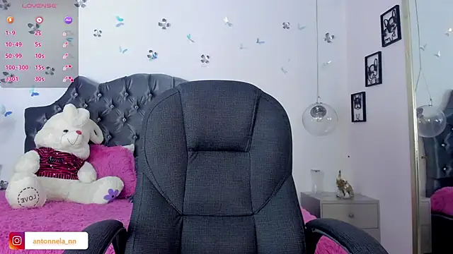  Antonnela  online show from 02-28-25, 04:53