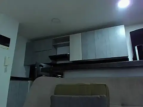 Alexander Martines online show from 09-28-25, 02:39